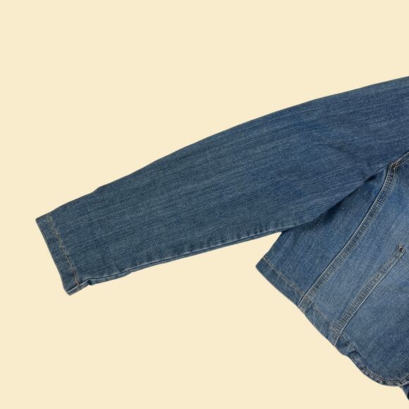 Y2K L denim jacket by Cato, vintage 2000s cropped womens jean jacket - Picture 7 of 9